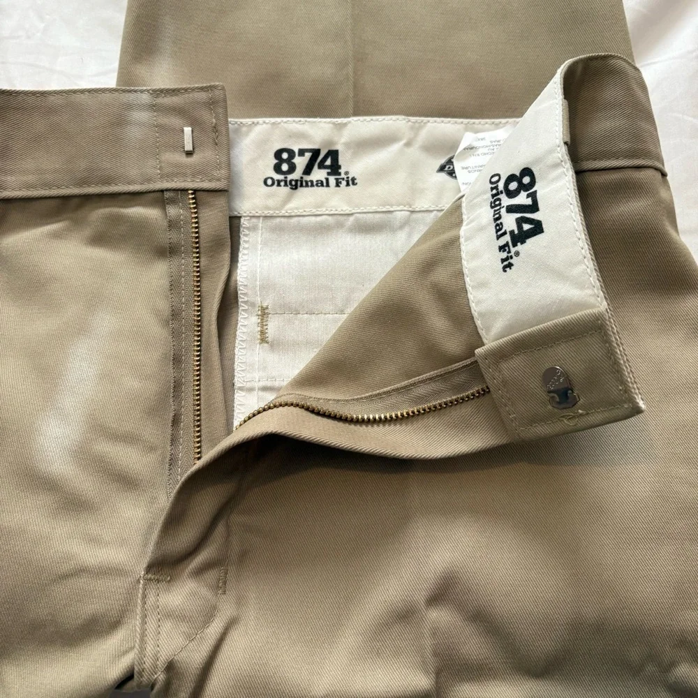 Dickies Original 874 Work Pants Khaki Wear Skater Flat Front Men’s 40X30 Chino